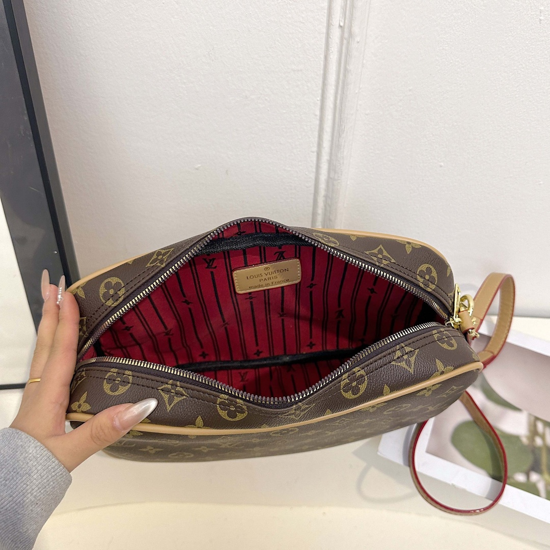 Louis Vuitton Reporter PM - Image 2