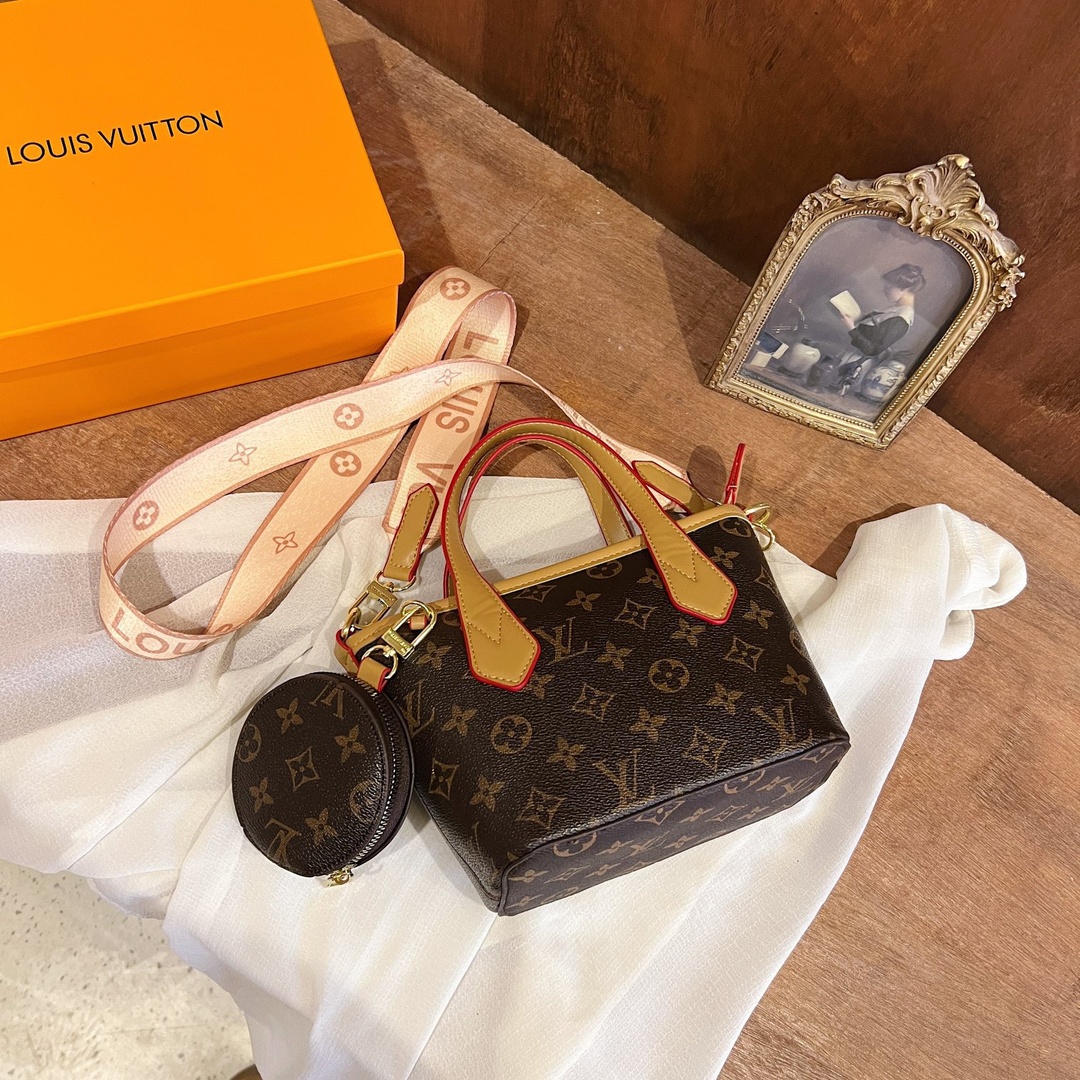 Louis Vuitton Neverfull BB - Image 3