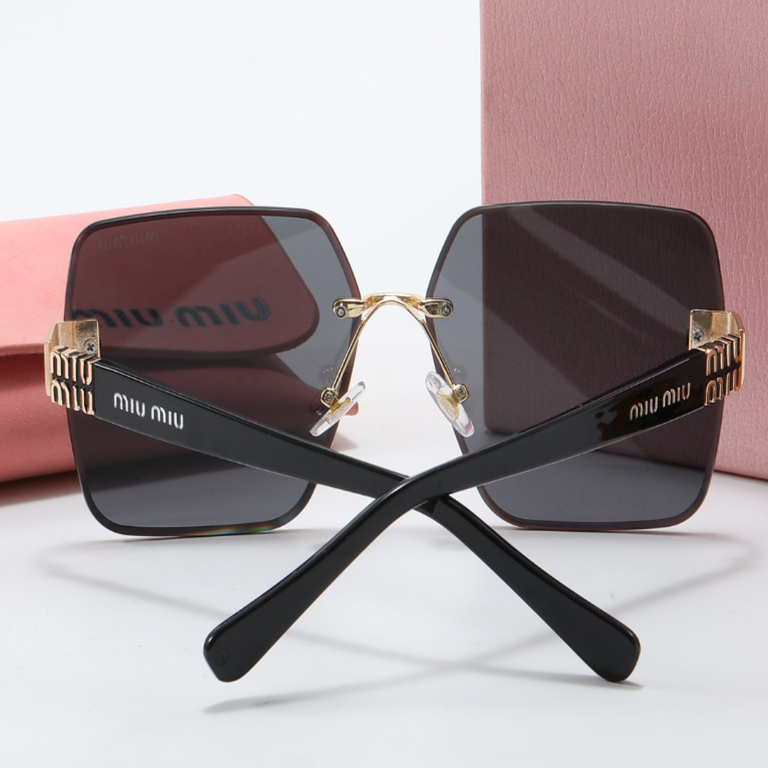 Miu Miu's square-framed sunglasses - Image 3