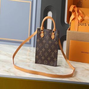 Louis Vuitton Petit Sac Plat