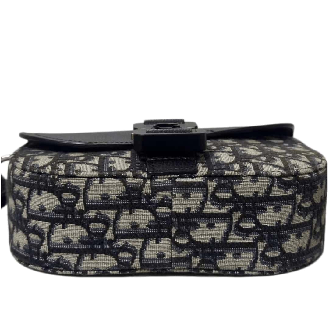 LV Vintage Horseback Bag - Image 3